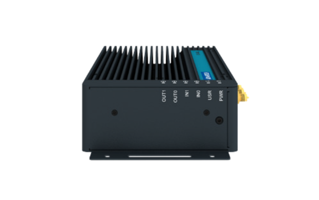 Advantech - ICR-4401W